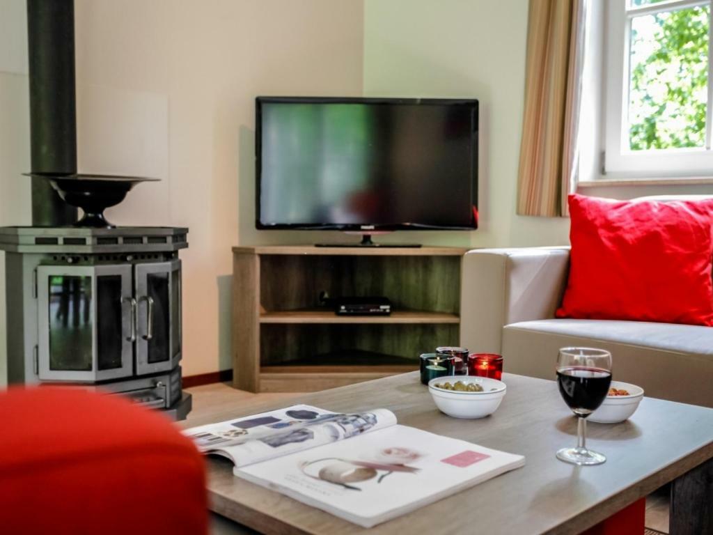 Landal Hunerwold State Hotel Wateren ภายนอก รูปภาพ