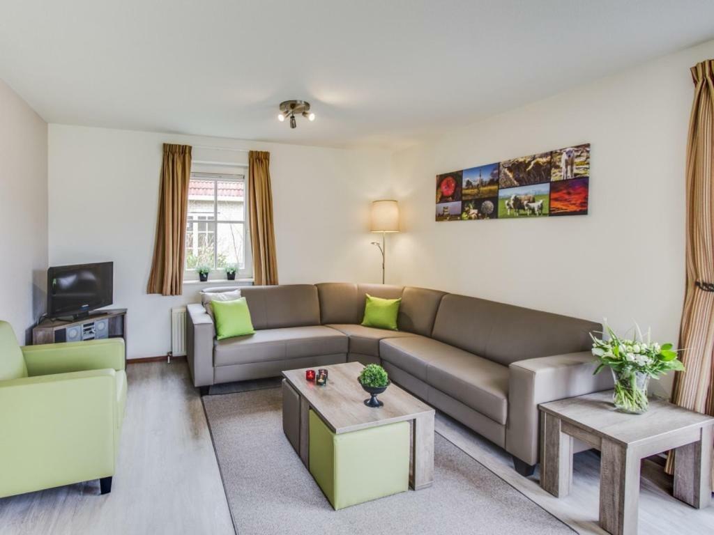 Landal Hunerwold State Hotel Wateren ภายนอก รูปภาพ
