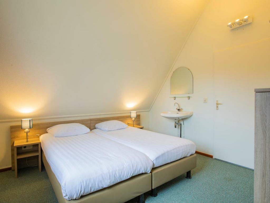 Landal Hunerwold State Hotel Wateren ภายนอก รูปภาพ